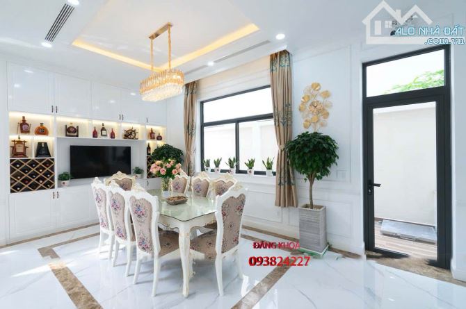 Bán gấp biệt thự Villa Victoria, TML Q2 DT 270 m2 Giảm từ 72 tỷ chỉ còn 65 tỷ