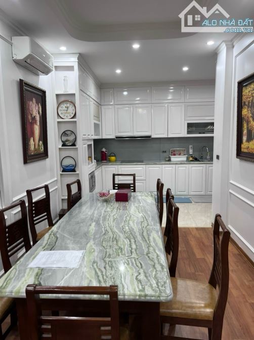 BÁN BIỆT THỰ ĐƠN LẬP KĐT NAM THẮNG- NỘI THẤT TIỀN TỶ-CHỦ CẦN BÁN GẤP-GIÁ CHỐT BẤT NGỜ