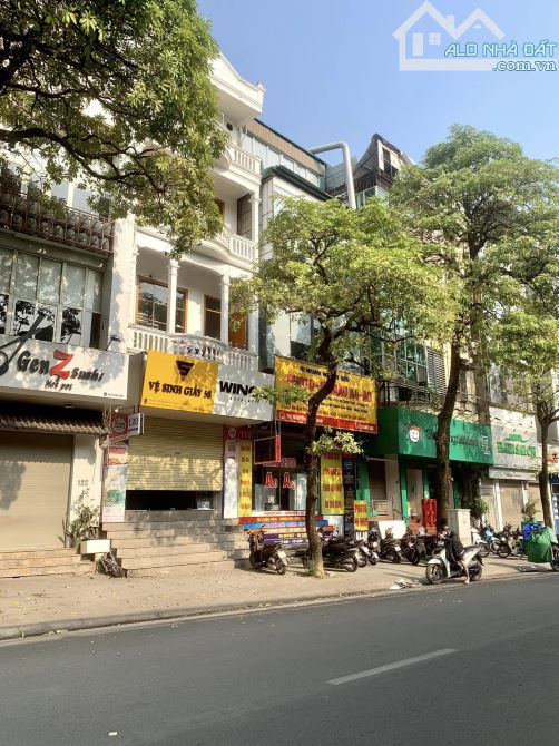 ⚜️ RẺ NHẤT MẶT PHỐ VIP NGUYỄN CHÍ THANH ĐỐNG ĐA 40M2 4T MT 5M, CHỈ 18.6 TỶ ⚜️