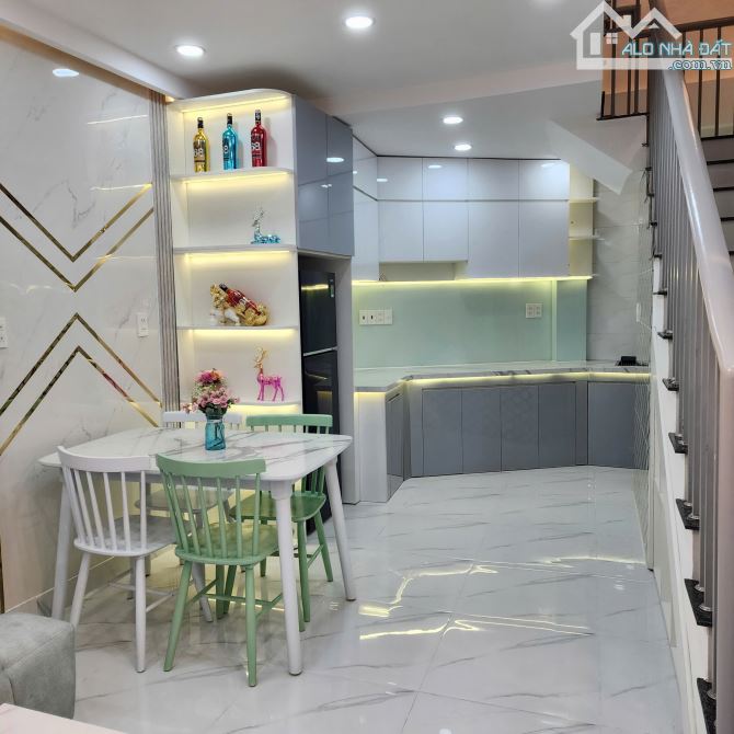 Săn nhà đẹp đón Tết - Nguyễn Thị Thập - Quận 7 -  Hẻm ô tô - dtsd 132m2 - nhỉnh 6.x tỷ TL - 1