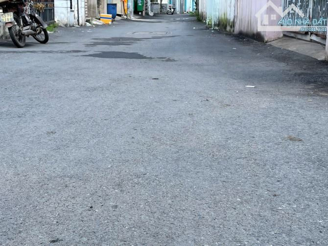 Bán gấp dãy nhà trọ 885m2, 20x44m, hẻm xe tải, Nguyễn Duy Trinh, Quận 2, giá rẻ đầu tư - 1