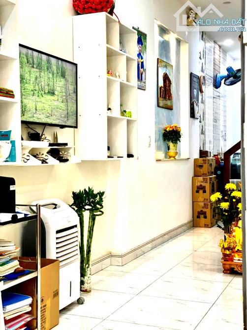 Bán Nhà Khu Vực Quận 7 - Đường Lý Phục Man - P. Bình Thuận - 8,97 Tỷ - 1