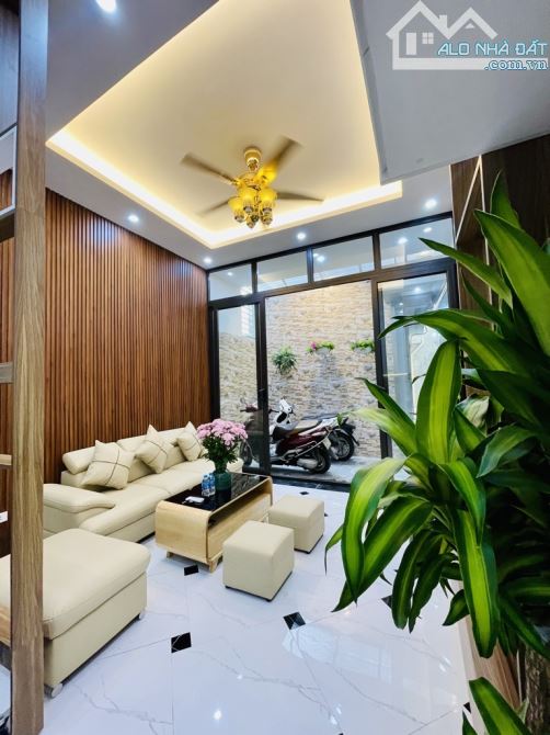 Bán nhà Định Công, 40m2, 4 tầng, đẹp, full nội thất - 1