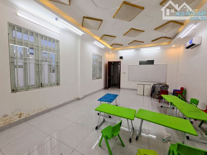 5,69 Tỷ - NHÀ_HOÀN_CÔNG 3LẦU Góc 2 Mặt Tiền KINH DOANH - Phường Long Bình Tân, BH-ĐN  ___ - 2