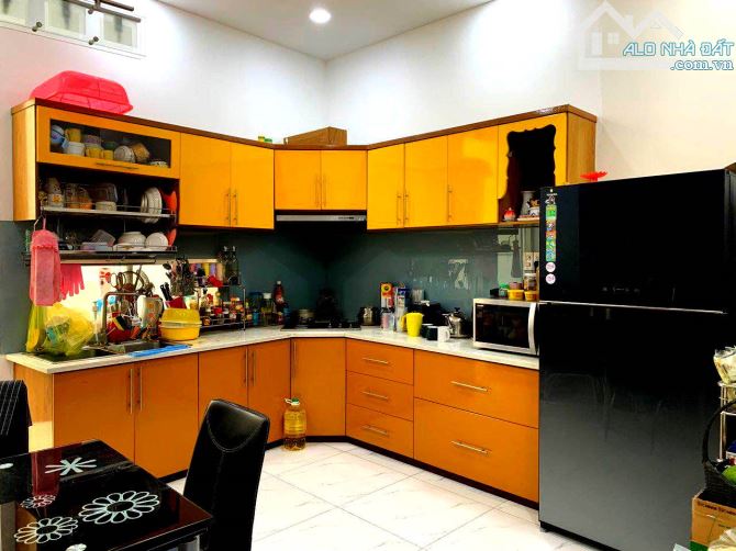 Bán Nhà Khu Vực Quận 7 - Đường Lý Phục Man - P. Bình Thuận - 8,97 Tỷ - 2
