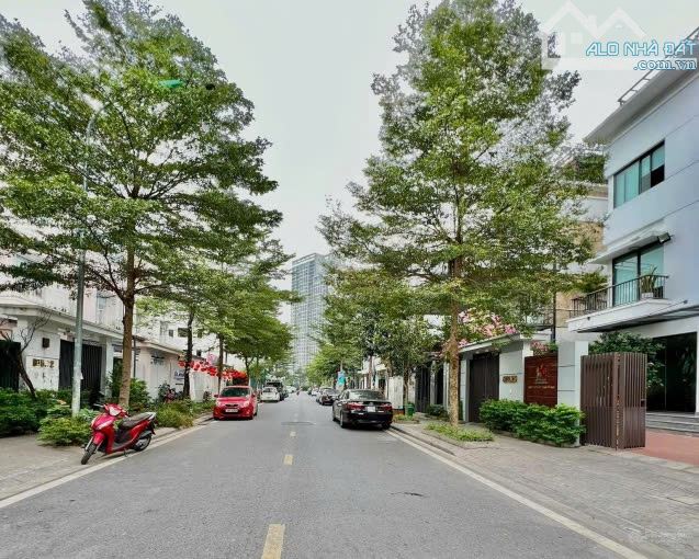 GIA ĐÌNH CẦN BÁN BIỆT THỰ KEANGNAM NAM TRUNG YÊN KINH DOANH VỈA HÈ-3 OTO TẢI 182M2 MT 11M - 2