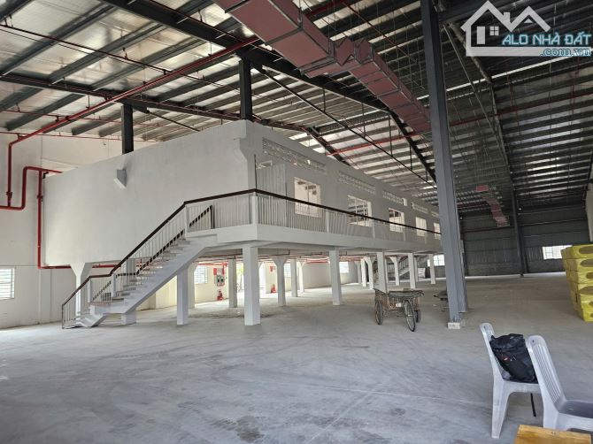 Cho thuê kho Quốc Lộ 1A, Bình Tân, dt trệt : 1.220m2, lầu lững : 376m2 - 2