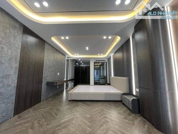 Bán Nhà Ngõ 266 Nguyễn Văn Cừ, Bồ Đề, 52m2, 6T, Gara Ô Tô 7 Chỗ, Thang Máy, Full nội thất - 2