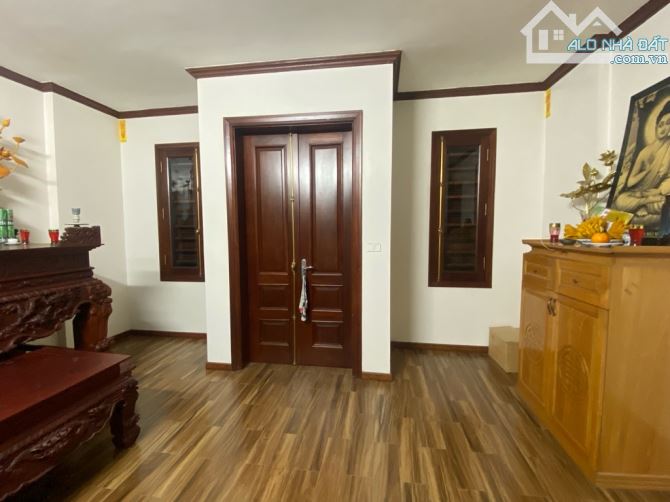 Bán nhà Khuất Duy Tiến 2 mặt thoáng ô tô tránh 40m2 MT4m 12.6tỷ - 2