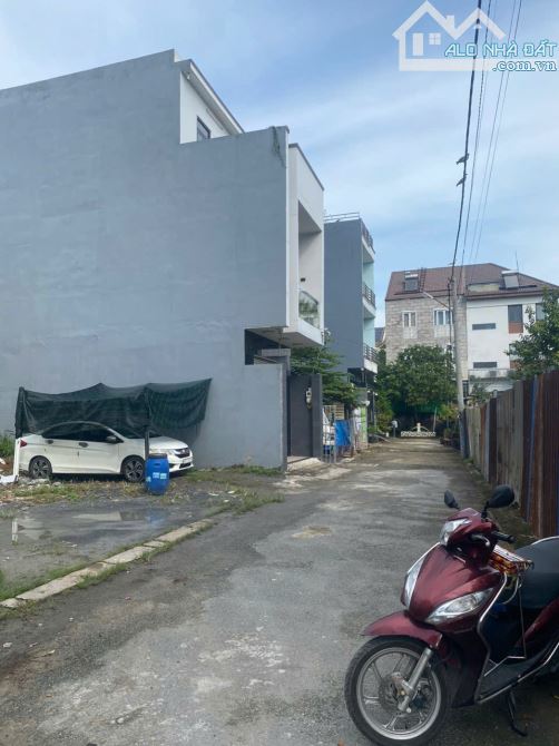 Đất Khu Phân Lo Ngã tư cầu vượt Bình phước, QL13, 53M2, Xe hơi ngủ nhà, hơn 3 tỷ - 2