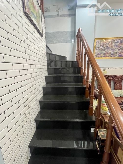 BÌNH TÂN MÃ LÒ -HƯƠNG LỘ 2-3 TẦNG ĐẸP LUNG LINH - 48M2 - HẺM Ô TÔ 4M THOÁNG - CHỈ 3 XTY.TL - 3