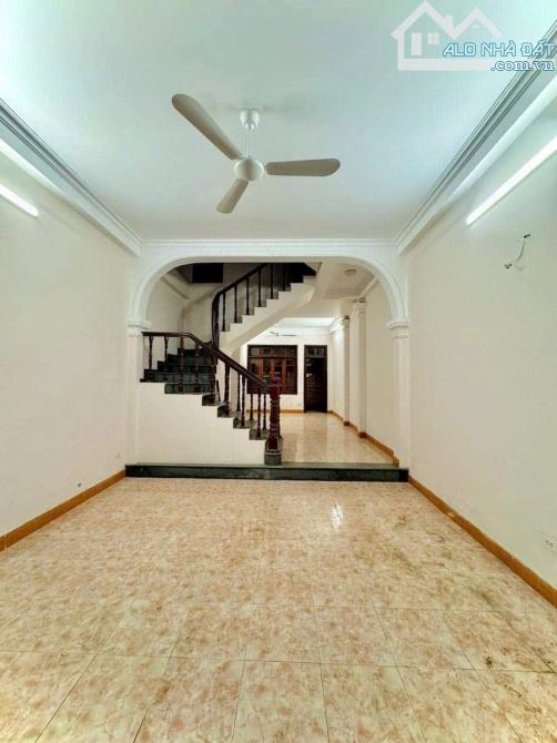 Phân lô oto tránh Kim Đồng, kinh doanh, sát hồ. Thông số vàng - 3