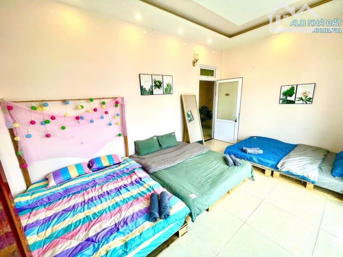 Bán biệt thự đang làm homestay gần trường Đại Học Đà Lạt. 7ty4 - nhà 2 tầg. 5phog ngu - 3