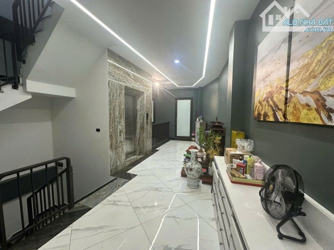 Bán nhà 4 tầng mặt Trần Hưng Đạo dt 128m mt 3m hướng tn giá 25 tỷ - 3