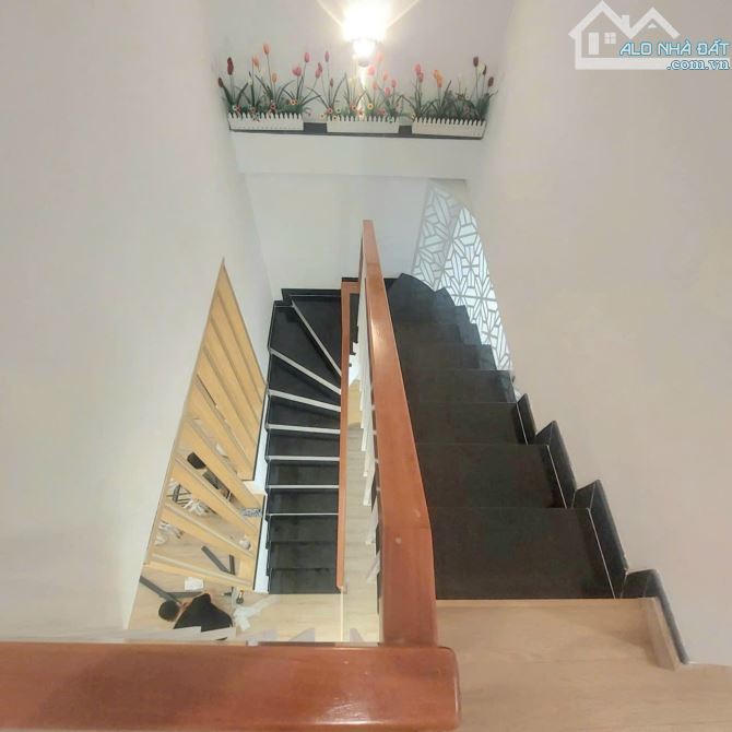 💥 Sát Mặt Phố, gần Tiểu học Huỳnh Ngọc Huệ, DT 65m2 x 2 TẦNG, 3 Phòng Ngủ – nhỉnh 3 tỷ - 4