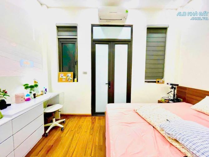 Bán nhà 35m² khu phố hồ Đền Lừ, View đẹp, 2 mặt thoáng, 5 tầng, 5,25 tỷ - 4