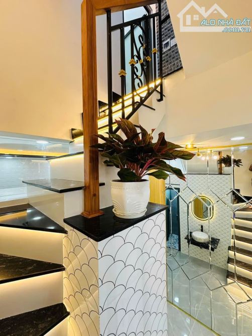 Nhà mới đẹp 5 tầng thang máy, full nội thất đường 8m Âu Cơ phường 10 Tân Bình giá 10.8 tỷ - 4