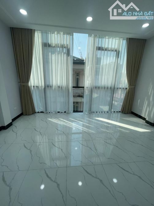 Bán Toà Văn Phòng Phố Nguyễn Thị Định 65M 6 Tầng Thang Máy Vị Trí Đẹp Kinh Doanh Tốt - 4