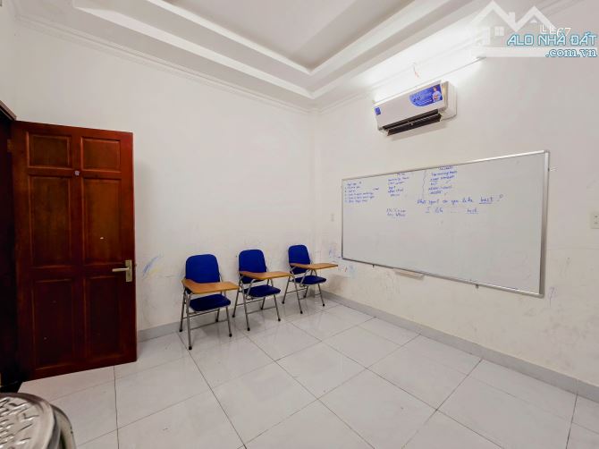 5,69 Tỷ - NHÀ_HOÀN_CÔNG 3LẦU Góc 2 Mặt Tiền KINH DOANH - Phường Long Bình Tân, BH-ĐN  ___ - 5