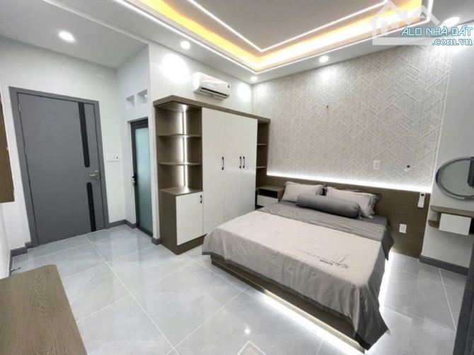 SIÊU PHẨM NHÀ TÂN CHÁNH HIỆP Q.12 - HẺM 6M THÔNG - OTO NGỦ TRONG NHÀ - 60M2 - 5 TẦNG BTCT - 5