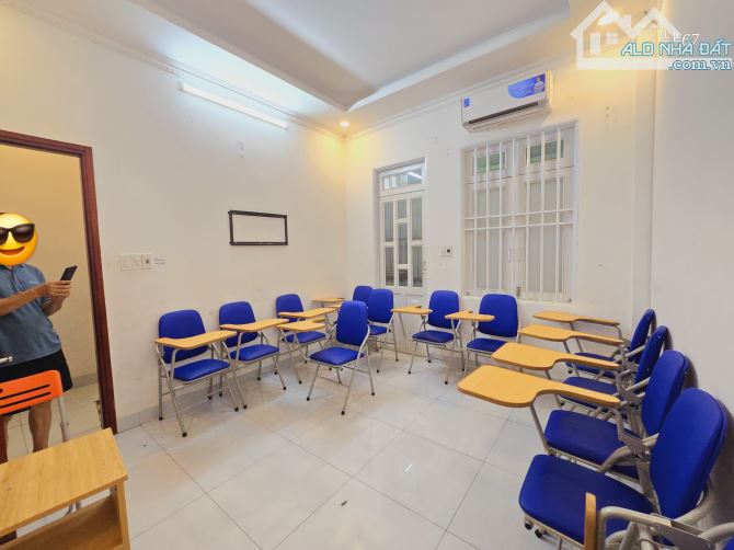 5,69 Tỷ - NHÀ_HOÀN_CÔNG 3LẦU Góc 2 Mặt Tiền KINH DOANH - Phường Long Bình Tân, BH-ĐN  ___ - 6