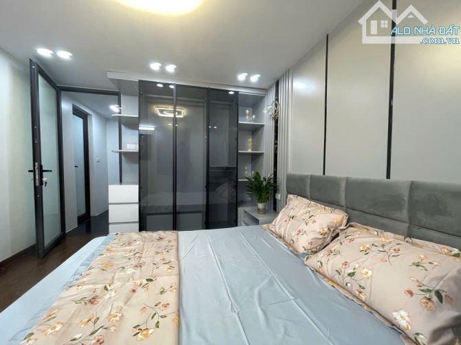 Bán nhà Hương Lộ 2 Bình Tân 40m2 3 tỷ Ngang 4M 4 Tầng BTCT 4PN 3WC 1/ HXH kế ngã tư 4 xã