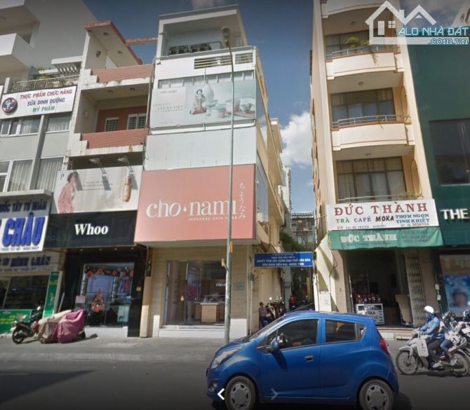 Cho thuê SPA Góc 2MT 222 Hai Bà Trưng, Q1. Dt: 5x20m, Kc: trệt 3 lầu ST. Gía 72 triệu/th