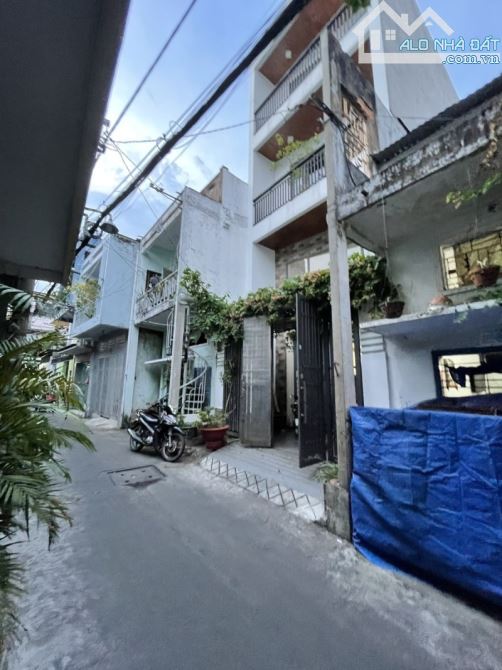 Bán nhà HXH sát Trần Mai Ninh, Tân Bình 63m2, ngang 4.2m, 3 tầng, chỉ 6 tỷ X