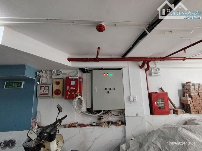 Bán gấp căn CCMN ĐỒNG BÁT , CẦU GIẤY 70m, 8T, Mt 5m, Hầm OTO, Thang máy, Giá 22 tỷ