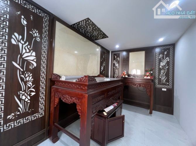 💥Văn Chương, Đống Đa, Lô Góc 4 Thoáng, Ô tô Con Đỗ Cửa, DT 38/42T2, 4 Tầng, Giá 9.35 Tỷ - 1
