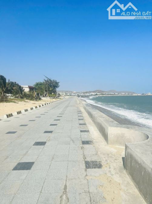 Giảm 30%, 825m2 Full TC & SXKD Mặt Biển Cạnh Ocean Dunes Phan Thiết Giá 30 tỷ - 1