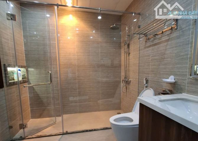 khu đô thị LUXURY Kiến Hưng Diện tích : 73.5m2 x 5 Tầng Mt:  7.4m Giá chào bán 19.5 tỷ. - 18