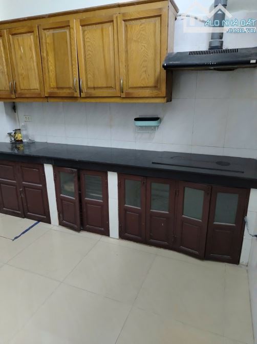 Cho thuê nhà Ở NHÓM, Ở GĐ, NHÓM, KD ngõ 281 Bùi Xương Trạch 50m2, 4 tầng, 4 ngủ, 13 Triệu - 1