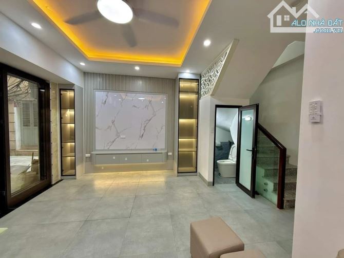 KIM MÃ-PHÂN LÔ-OTO-KINH DOANH- DT 48M x4T 9,6 tỷ - 2