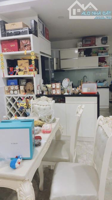Bán nhà 4 tầng, HXH Đồng Xoài DT 49m2, gần chợ Hoàng Hoa Thám giá 7.9 tỷ TL - 3