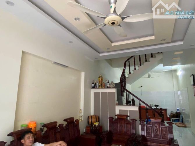 Bán nhà ba tầng TĐC xi măng 50m2 dân xây hơn 3 tỉ - 3