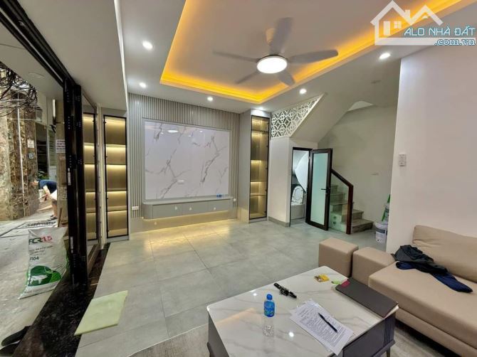 KIM MÃ-PHÂN LÔ-OTO-KINH DOANH- DT 48M x4T 9,6 tỷ - 3
