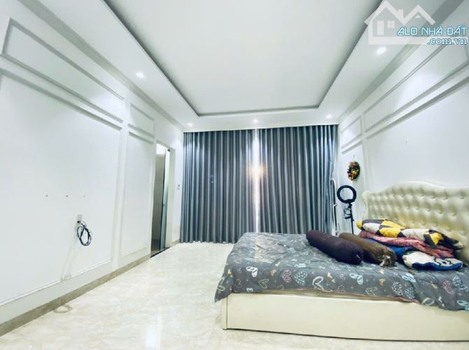 Cần bán gấp Nhà mới đẹp 3 tầng đường Hoàng Diệu-con đường đông đúc sầm uất bậc nhất quận H - 4