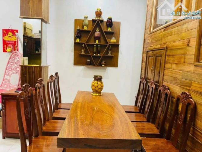 Bán Homestay V.I.P 4 Mê Mặt tiền Phường Ngô Mây cách Biển Quy Nhơn chỉ 300m , 114m2 - 6
