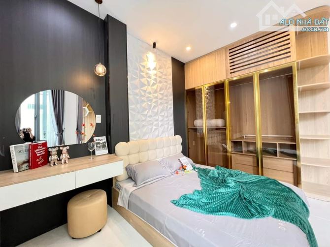 💥 SIÊU PHẨM VILLA NGAY TRUNG TÂM TP - 95M2 3 TẦNG - HỒ CÁ SÂN VƯỜN CHỈ 4TY HƠN- - 7