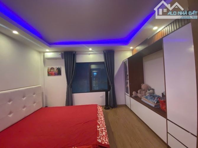 BÁN NHÀ KẺ VẼ,34M2 XÂY MỚI 5 TẦNG, TẶNG FULL NỘI THẤT 300 TRIỆU