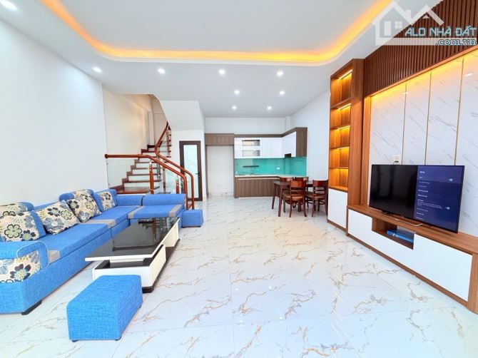 🏡 HOA HẬU NAM TỪ LIÊM, OTO ĐỖ CỬA 40M CHỈ 8.6 TỶ