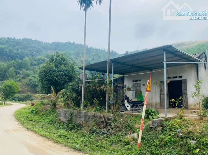BÁN GẤP SIÊU PHẨM NGHỈ DƯỠNG VIEW CỰC ĐẸP, SẴN NHÀ Ở CÓ DT 3600m2 GIÁ ĐẦU TƯ