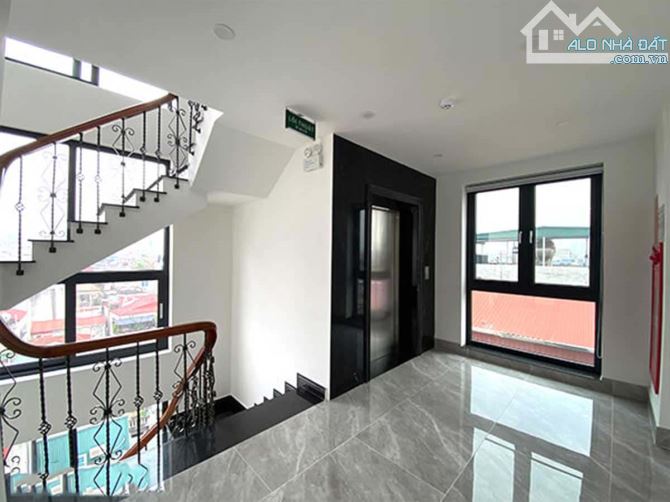 Bán Tòa Văn Phòng Mặt Phố Triệu Việt Vương, Hai Bà Trưng DT 1650m2, 15T, MT 40m, - 2
