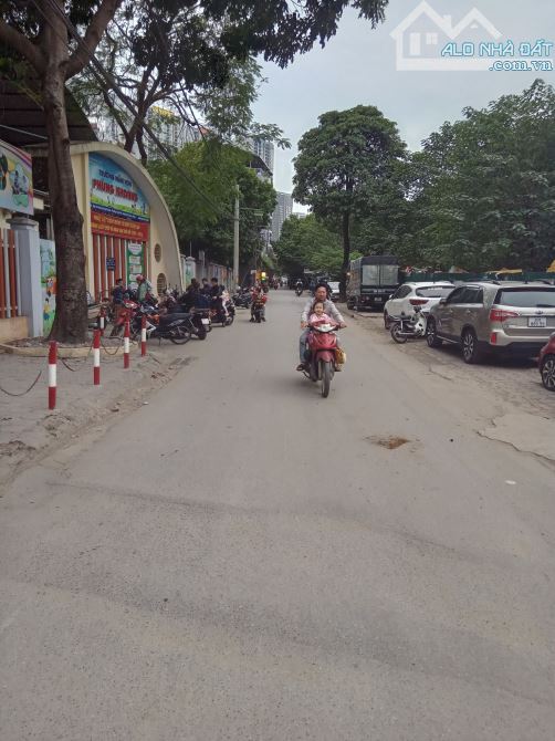 NHÀ PHÙNG KHOANG, 32/37M, 5T, MT3M, GIÁ 6,3 TỶ - 1