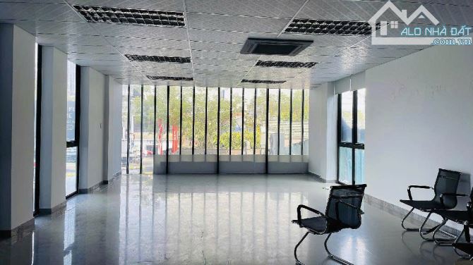 Siêu phẩm Mặt tiền Trần Não, DT 416m2 x 5 tầng, Ngang 9m, dòng tiền 350tr/tháng - 1