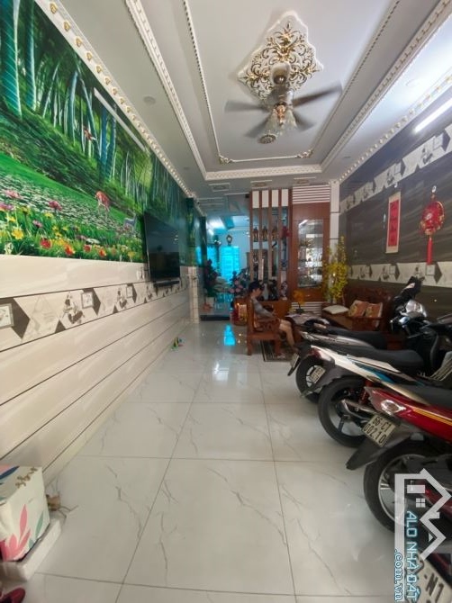 Bán nhà Gò Xoài - Bình Tân -dt 68m2 - 4 tầng - 6.8 tỷ - 1