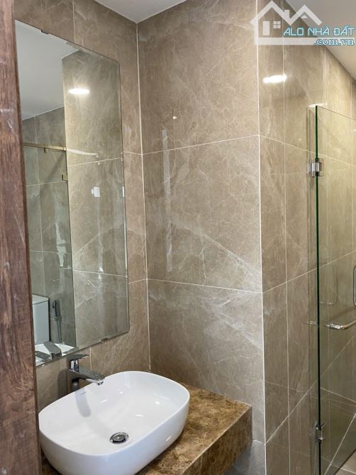 Bán căn hộ park legend 251 Hoàng Văn Thụ 113.9m2 3pn,3wc giá 9.2 tỷ - 1