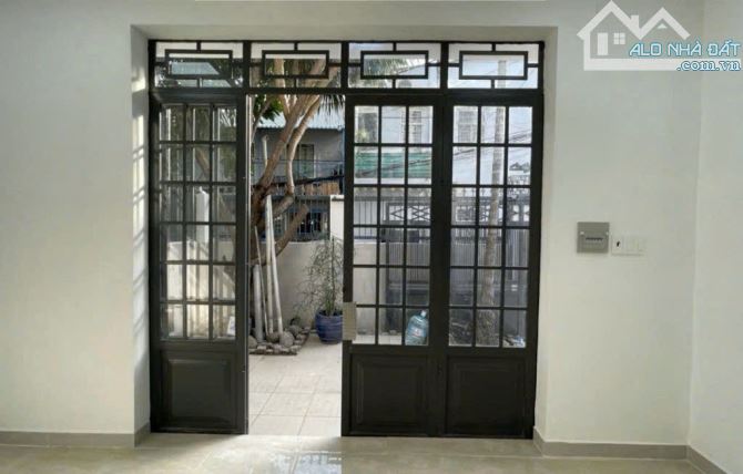 Bán nhà hẻm xe tải nơ trang long khuôn đất biệt thự tiện xây dựng chdv - 1