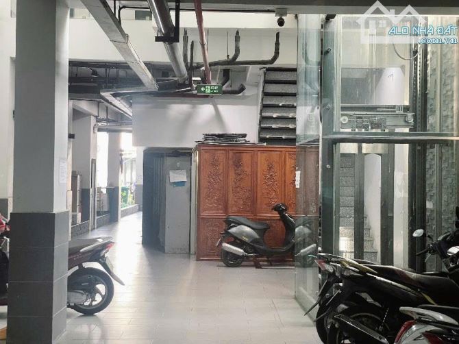 Siêu phẩm Mặt tiền Trần Não, DT 416m2 x 5 tầng, Ngang 9m, dòng tiền 350tr/tháng - 2